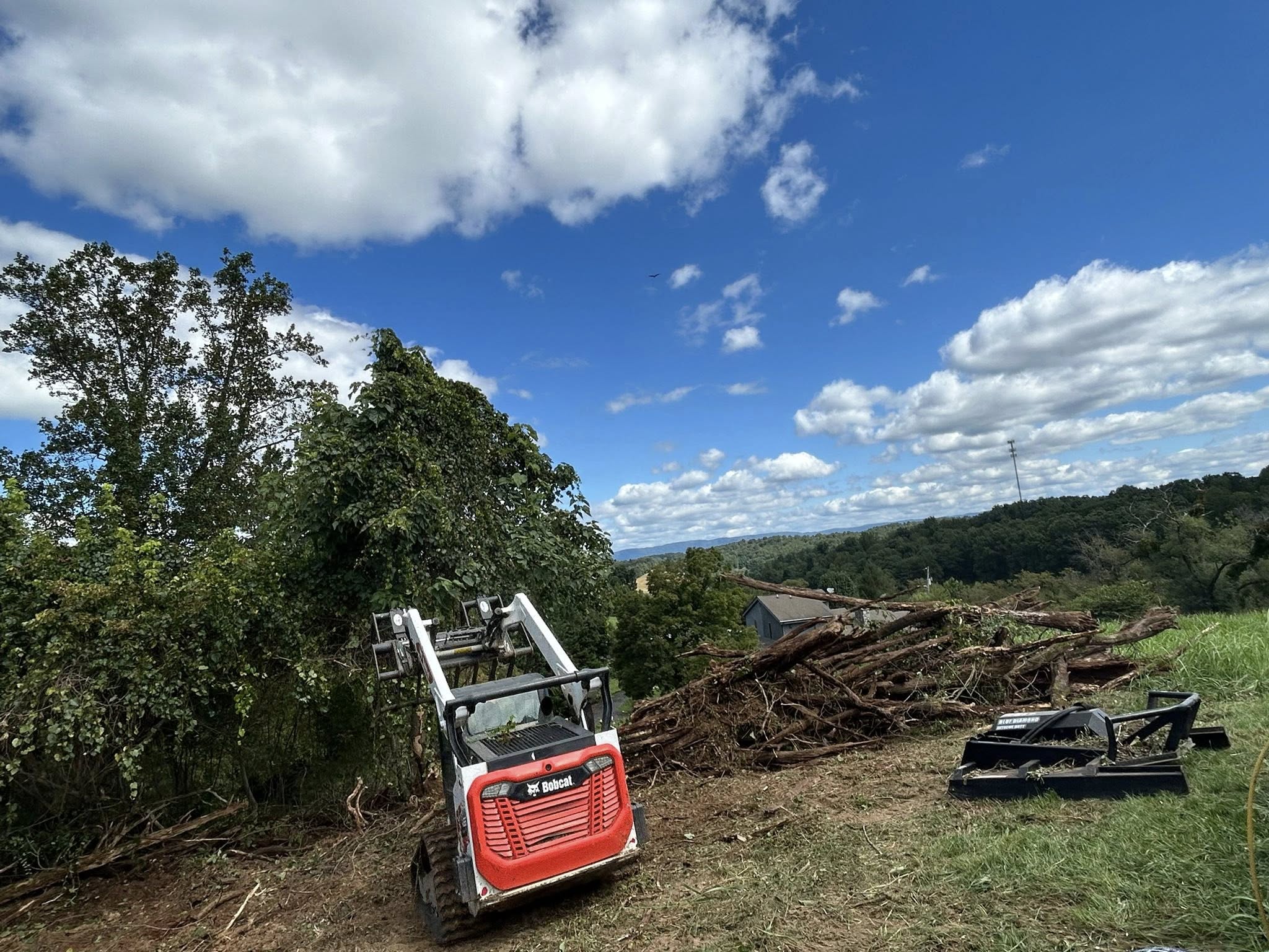 550536256_1295653282572410_1259152010061084669_n